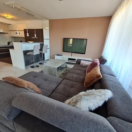 Panorama 41-c 아파트